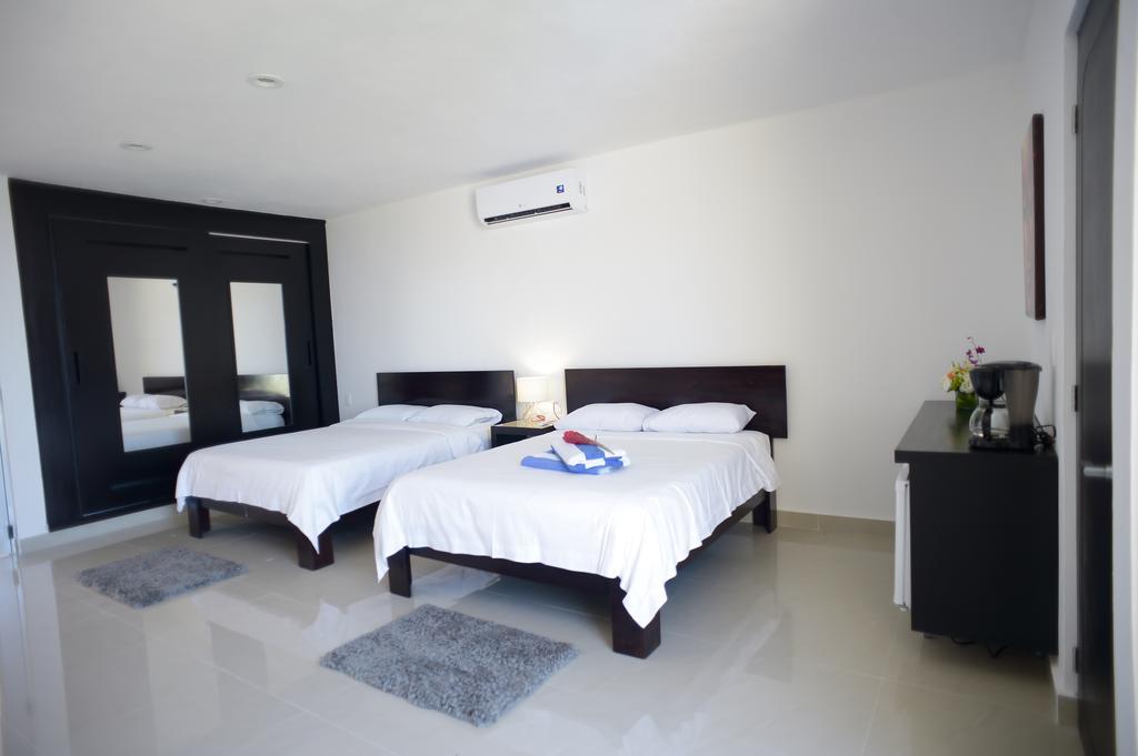 Sunrise 42 Suites Hotel プレヤデルカーメン 部屋 写真