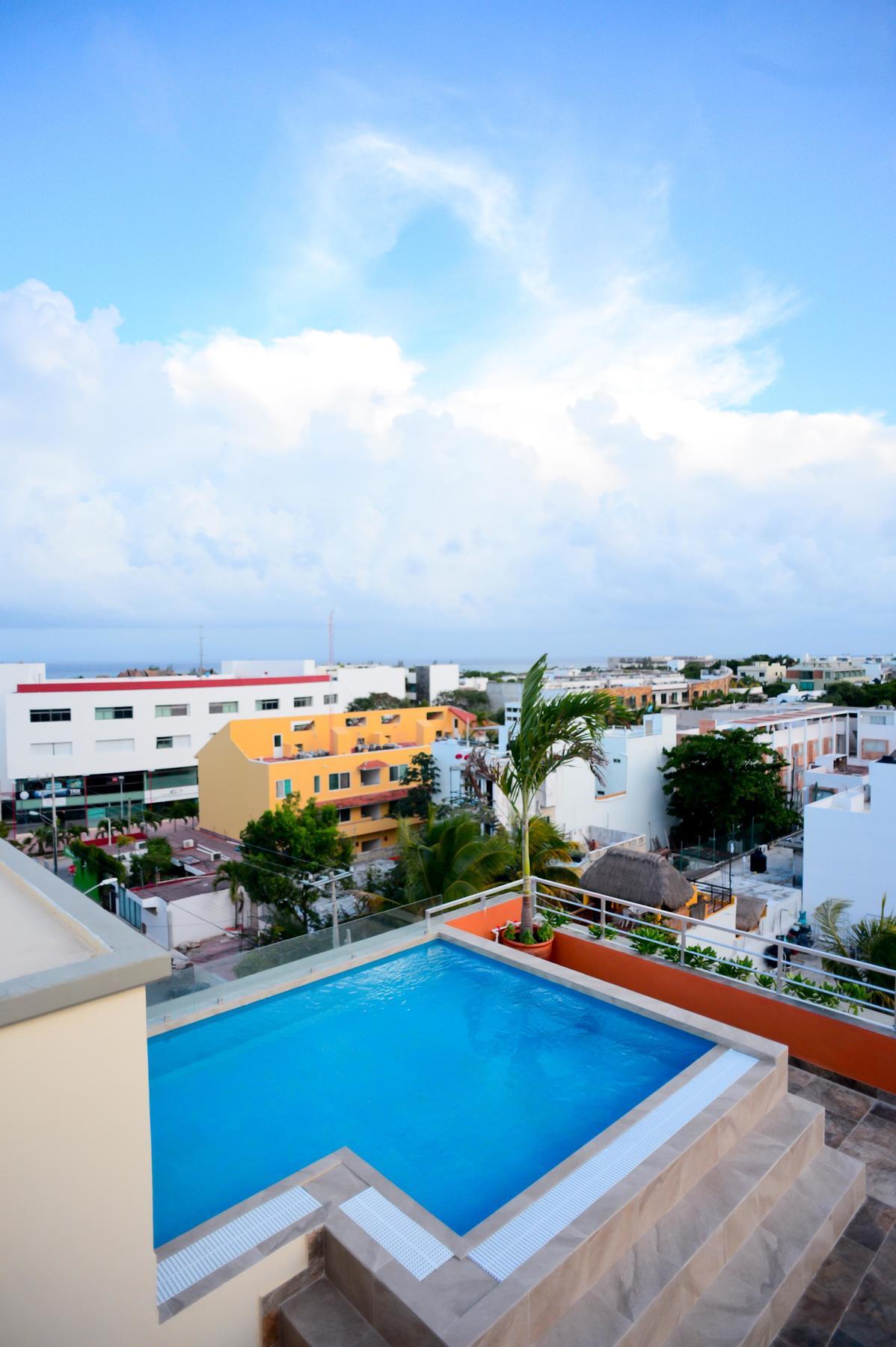 Sunrise 42 Suites Hotel プレヤデルカーメン エクステリア 写真